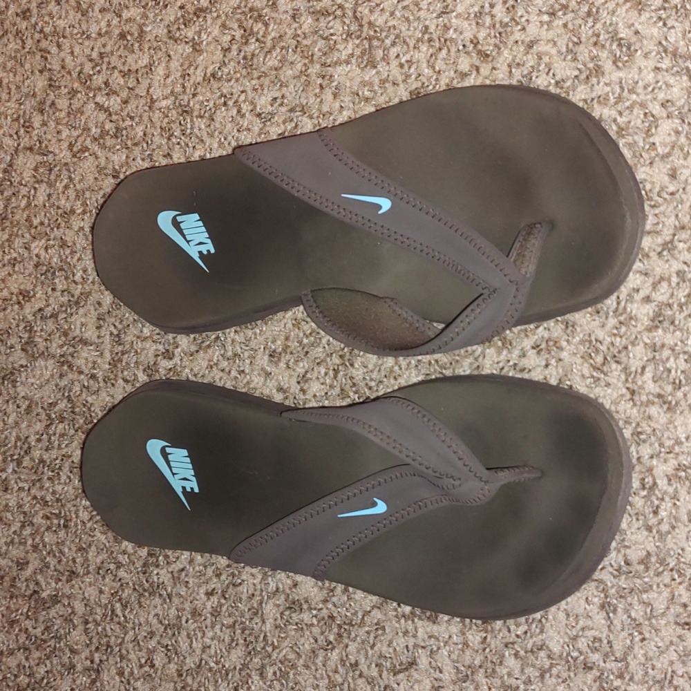 Nike Celso Thong Flip Flops Women's Brown Sandals US 11 UK 8.5 EU 43